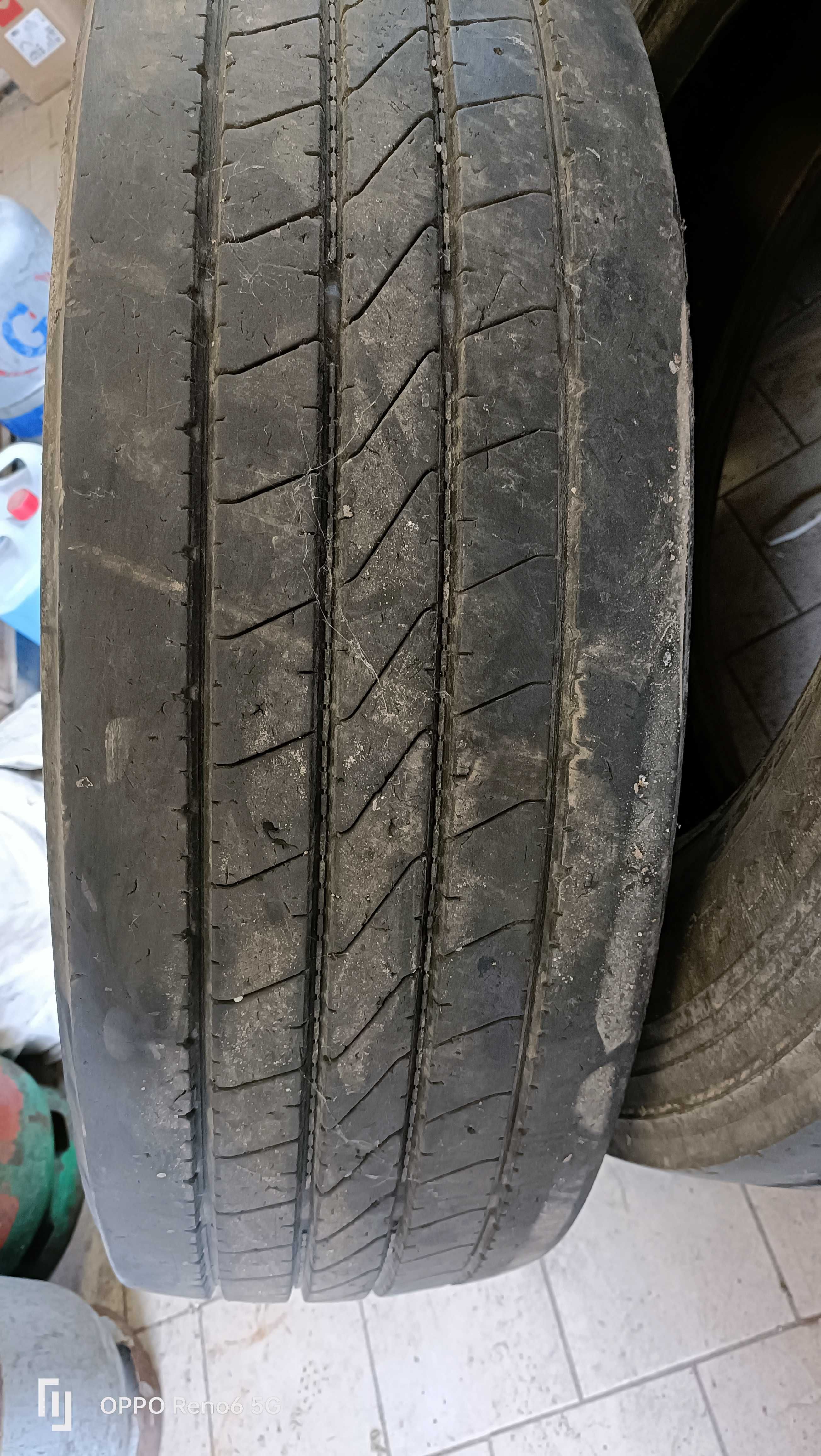 Goodyear 275/70/22.5 2sztuki