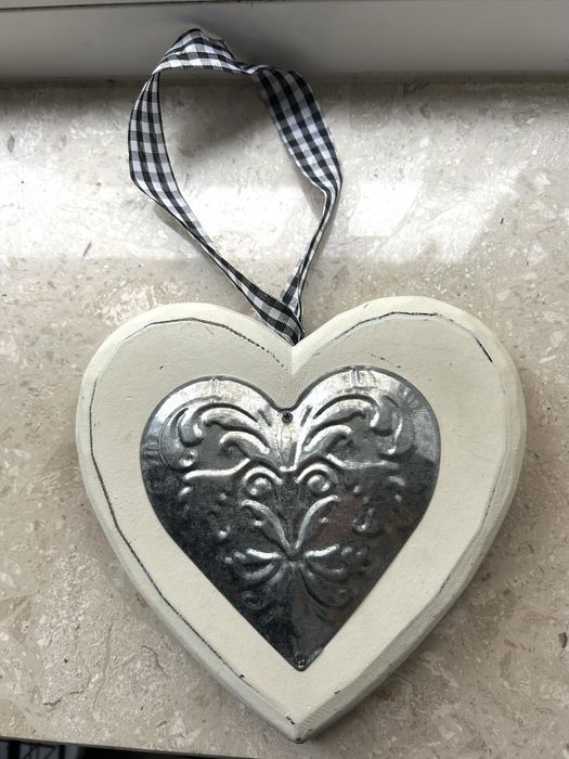Drewniano-metalowa zawieszka w kształcie serca 17 cm