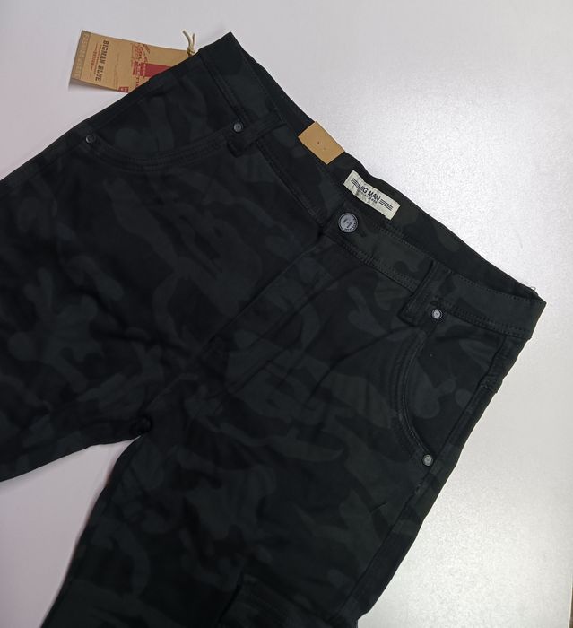 Bojówki ocieplane ciemne moro. Pas 94-96 cm