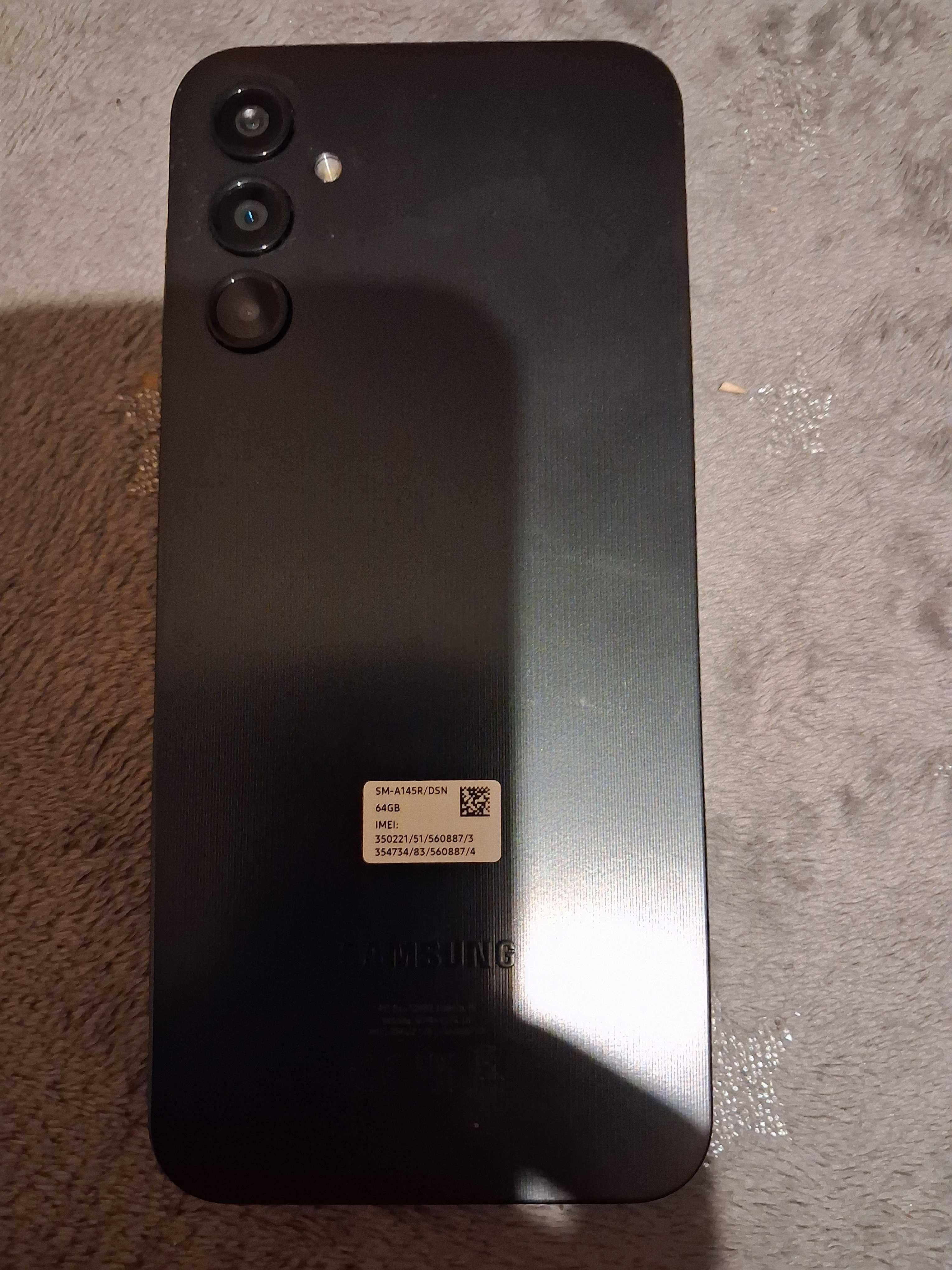 Smartfon Samsung Galaxy A14 plus etui stan perfekcyjny