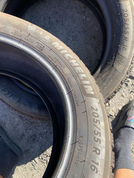 Шини  205/55 R16 пара Michelin 8мм 2022р, зима