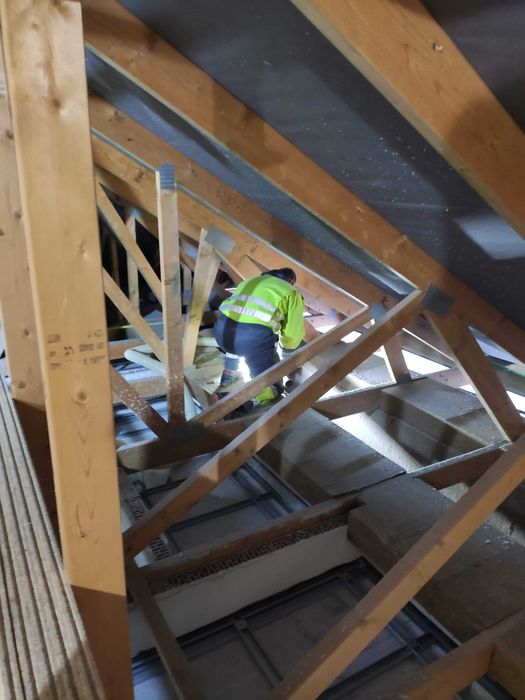 ocieplenia wełną celulozową wdmuchiwaną, wełną drzewną STEICOzell