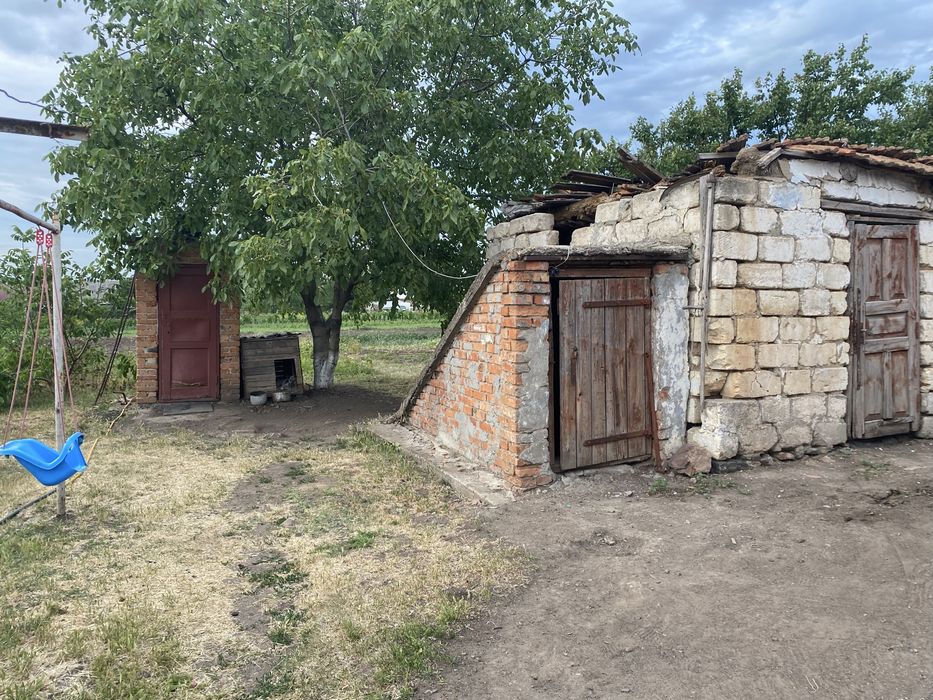 Будинок на скалі біля 7 школи