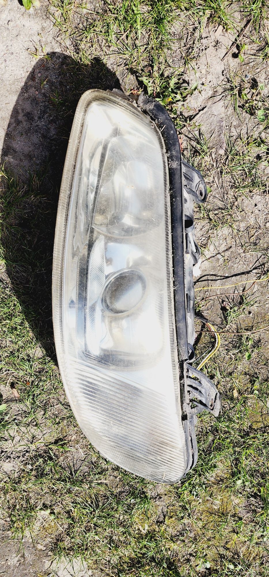 Lampa lewa przód opel omega b