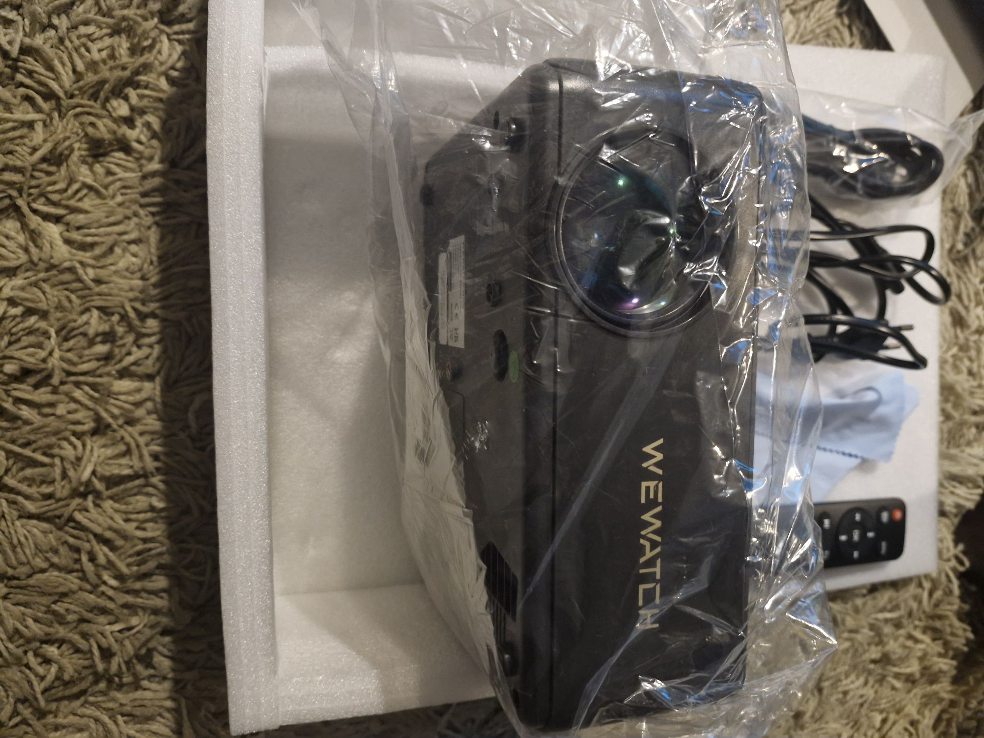 Projektor V10 pro