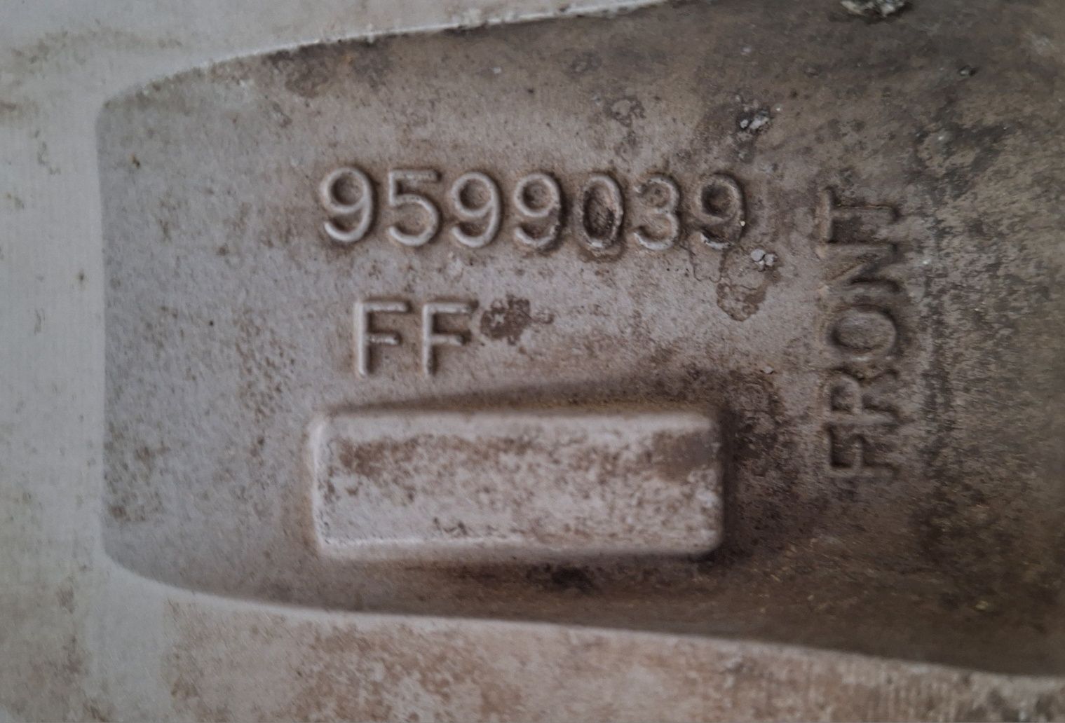 PF 132 Felga 20 Chevrolet Camaro Alufelga 5×120 Pojedyńcza ET35 Przód
