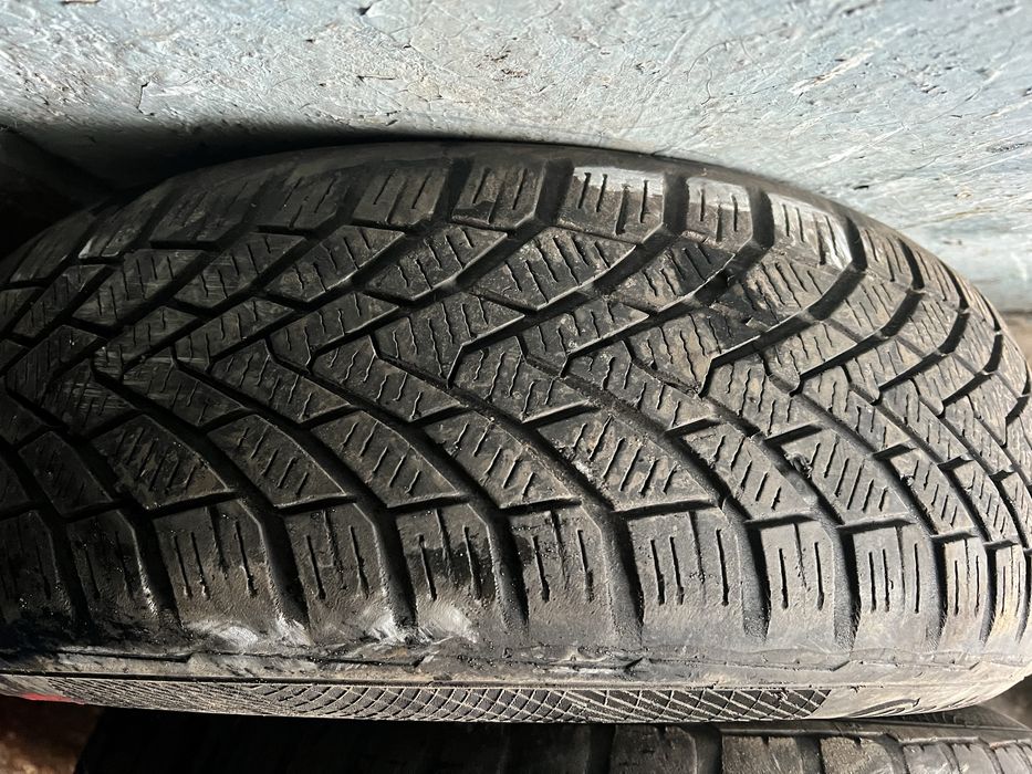 Шины бу 2 шт резина 185 65 15 Континенталь