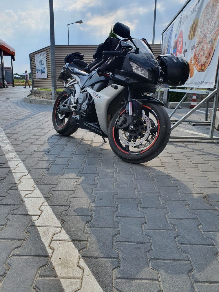 CBR 600 rr pc 40, gsxr, r6.