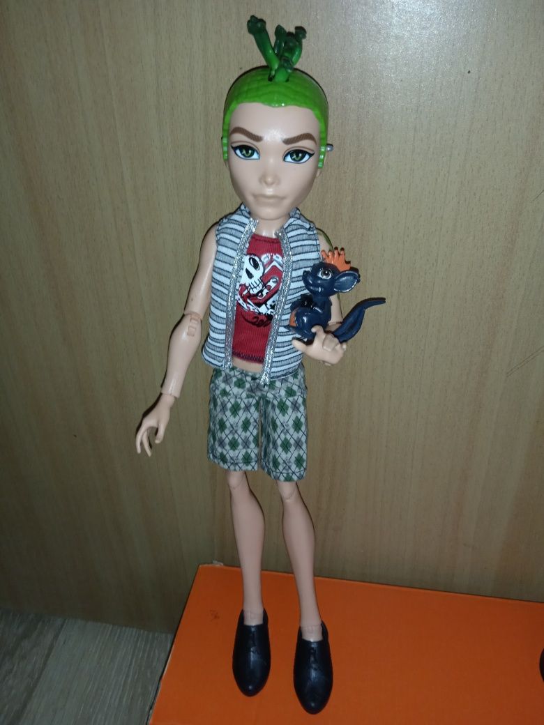 Lalki monster high,ever after high chłopaki