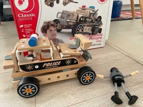 Drewniany samochód policyjny Classic World z policjantem