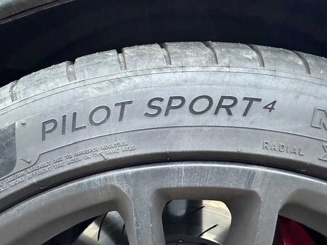 Michelin Pilot Sport 4 315/35 R20