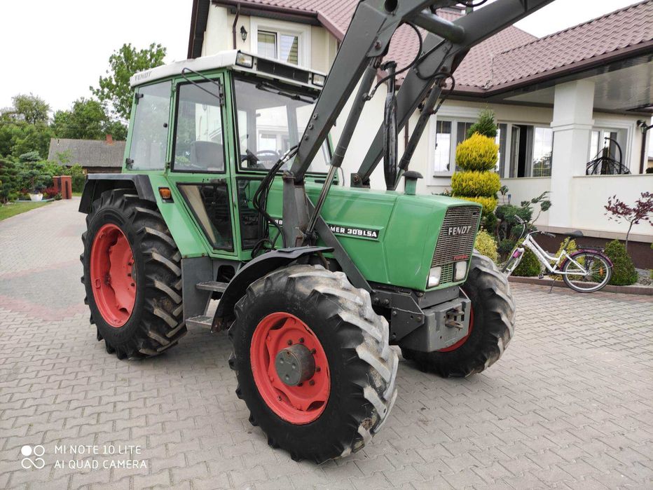 Ciągnik Fendt 309 LSA Farmer w oryginale z turem nowe opony