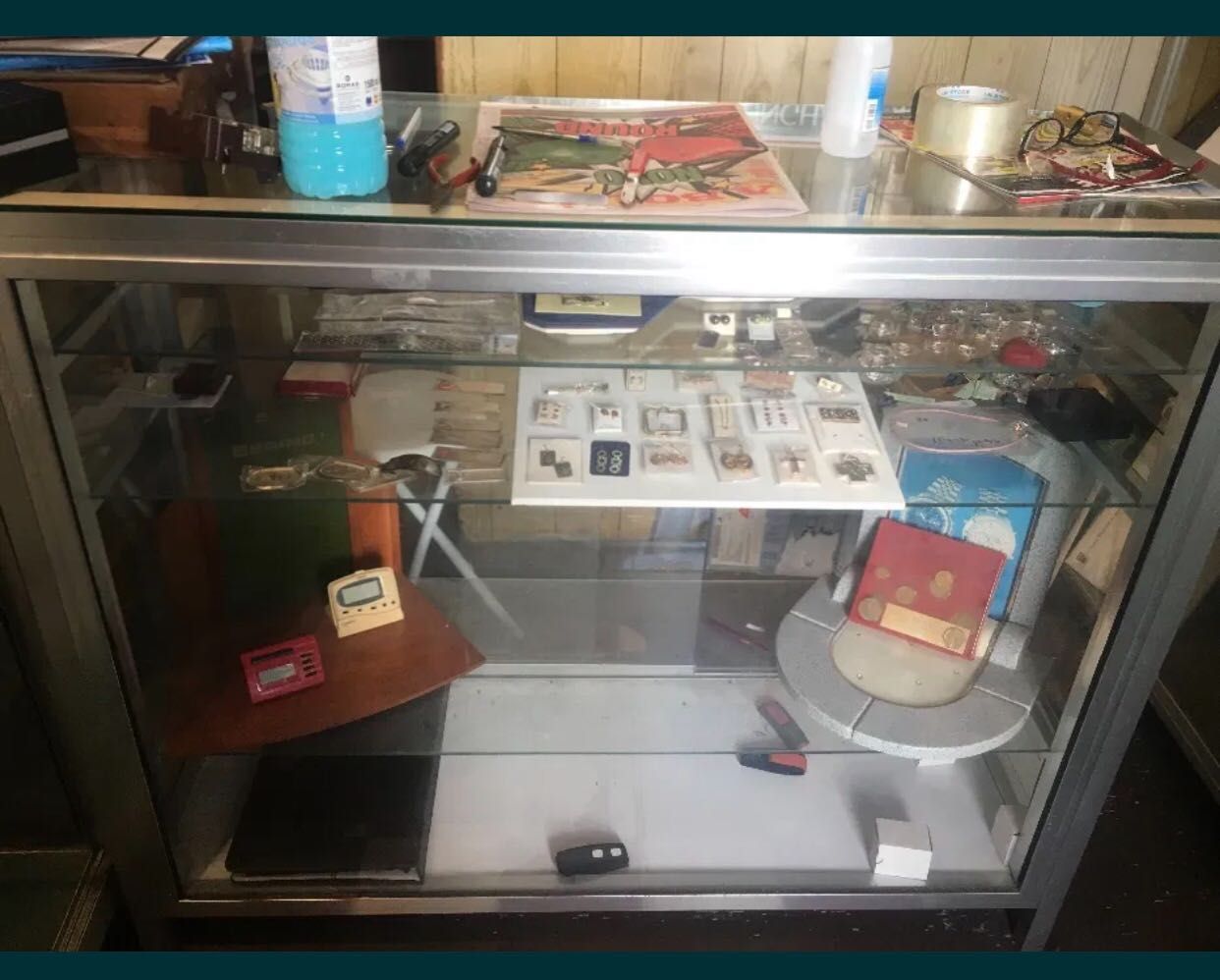 Vendo vitrines de loja