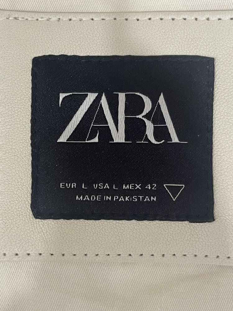 Продам новую куртку Zara косуху