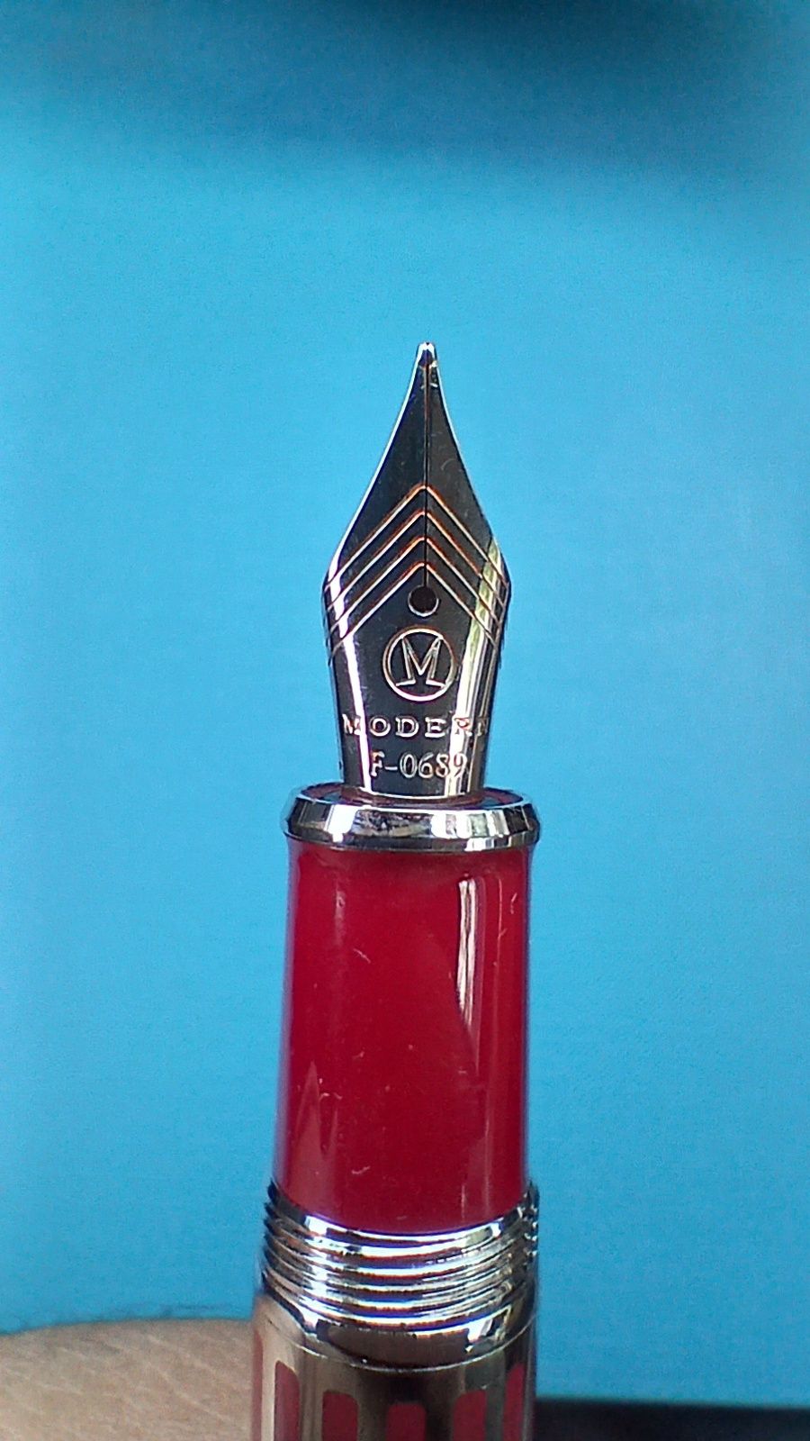Caneta de tinta permanente como nova - Oferta de portes de envio