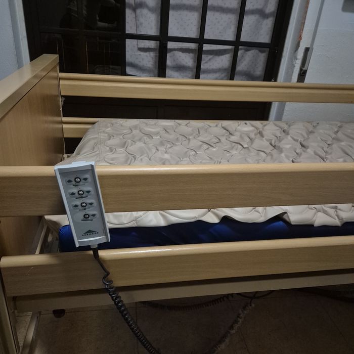 Cama articulada eletrica