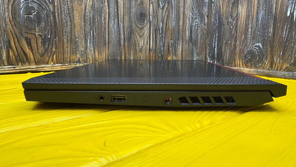 Ігровий Ноутбук Acer Nitro 5 An515-54 /15.6/Core i5-8300H/GTX 1650 4GB