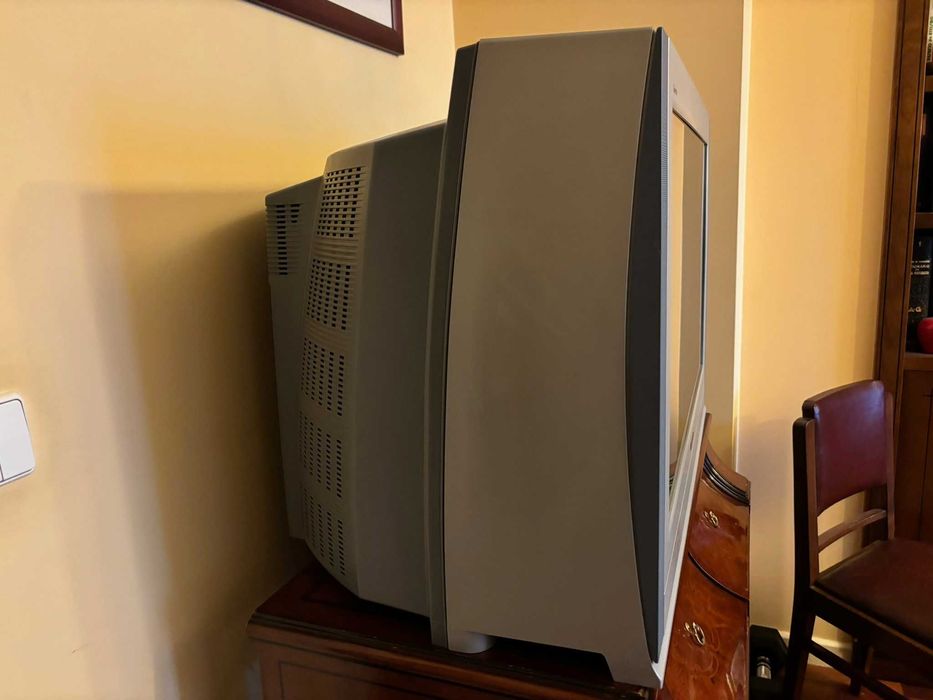 Televisão Panasonic Quintrix