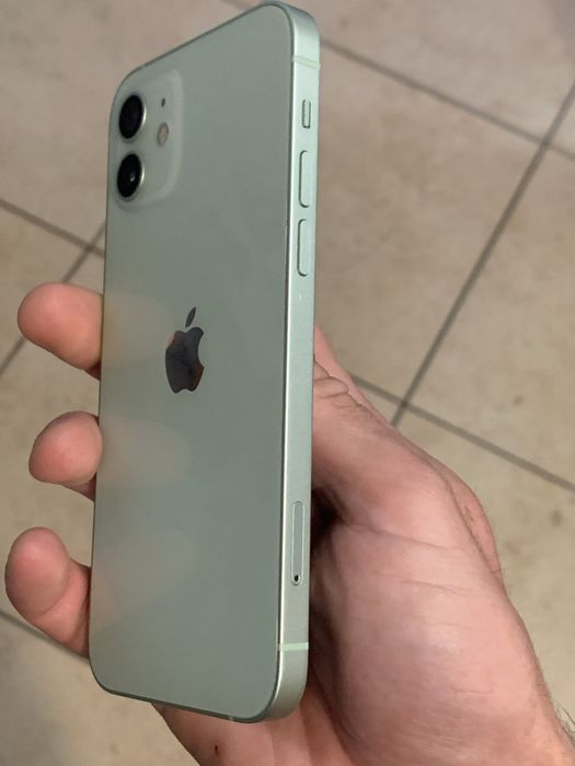 Iphone 12 64Gb Neverlock отличном состоянии