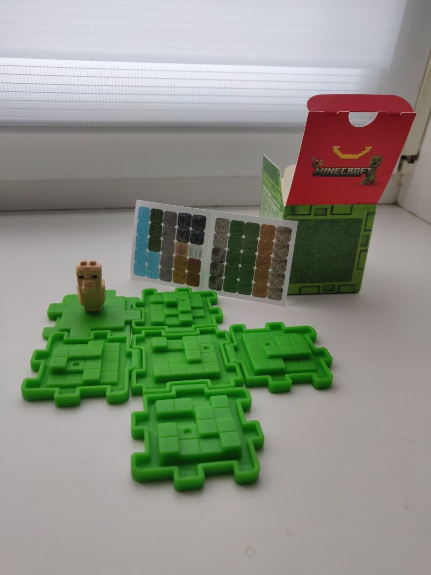 Іграшки серії Minecraft із McDonald's