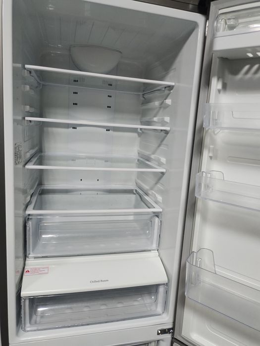 Холодильник Samsung 193  cm, з Європи, Nofrost