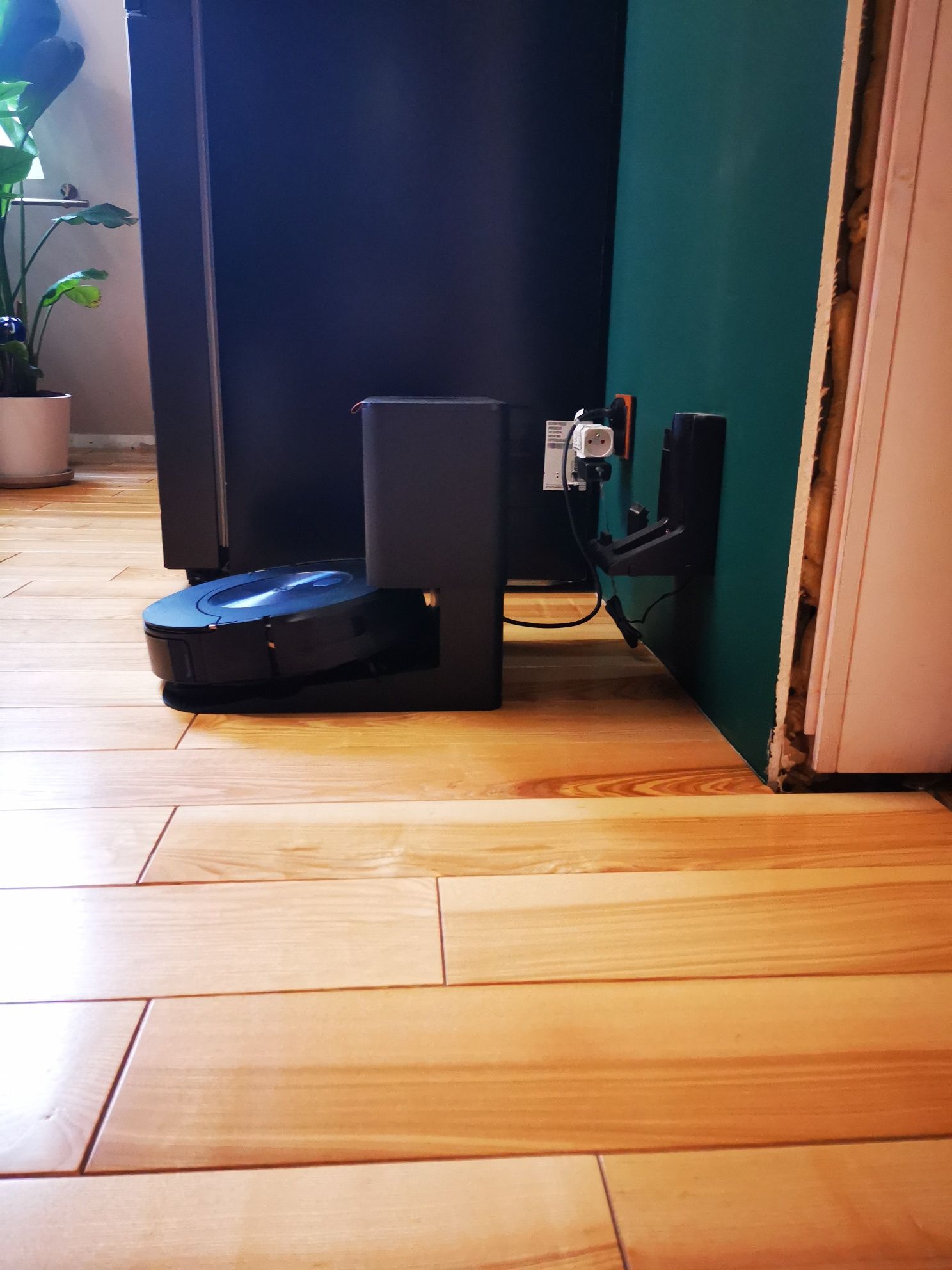 Irobot Roomba Combo J7 +