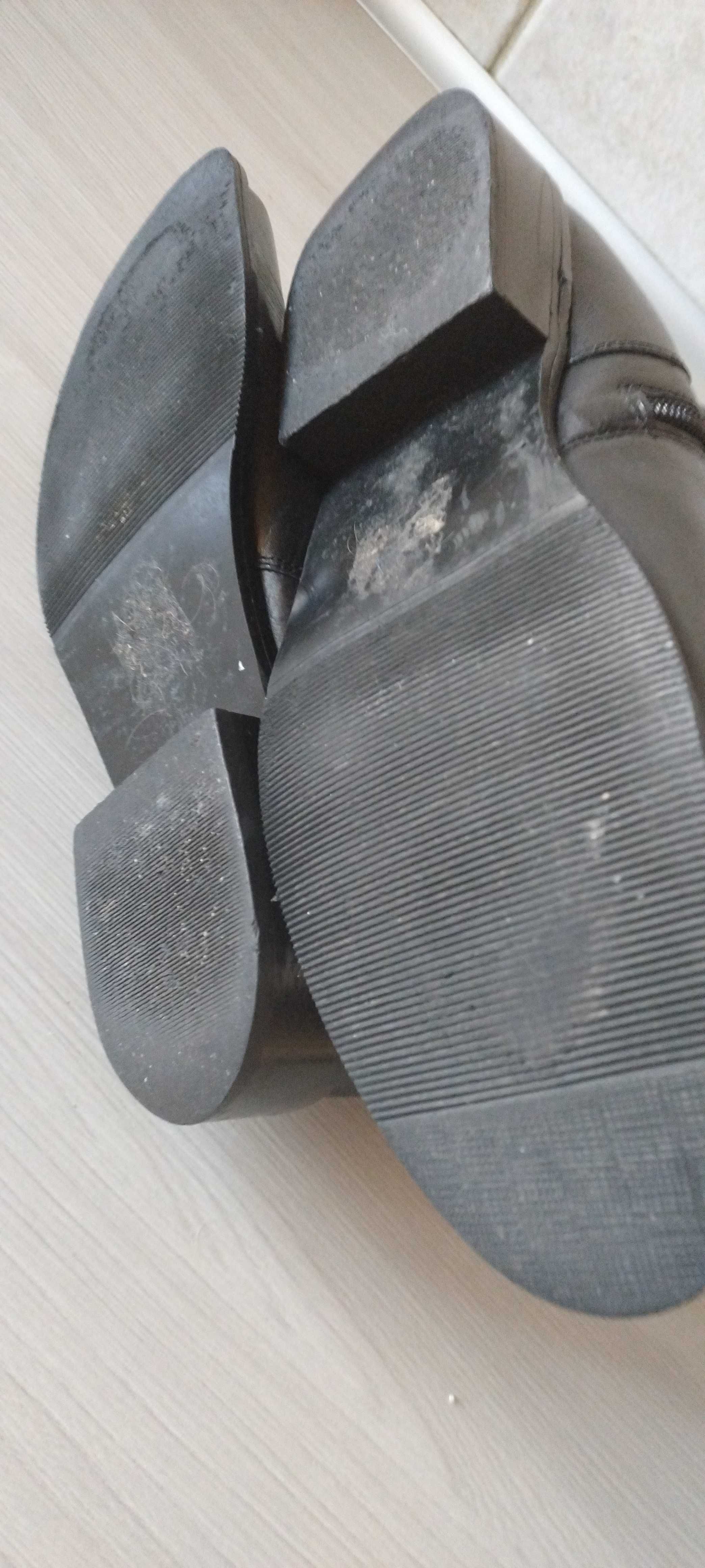 Buty damskie długie z naturalnej skóry .