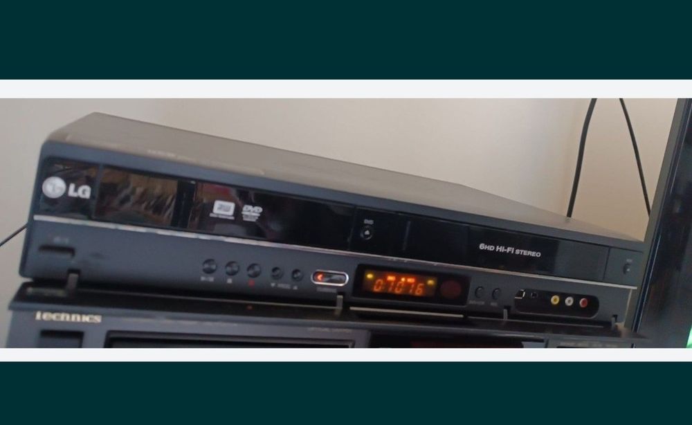 LG Nagrywarka DVD/VHS z HDMI