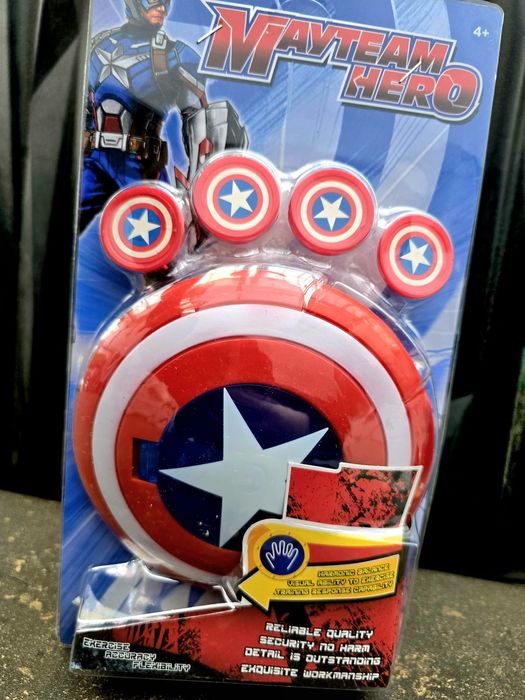 Ekstra Tarcza z wyrzutnią Kapitan Ameryka nowa