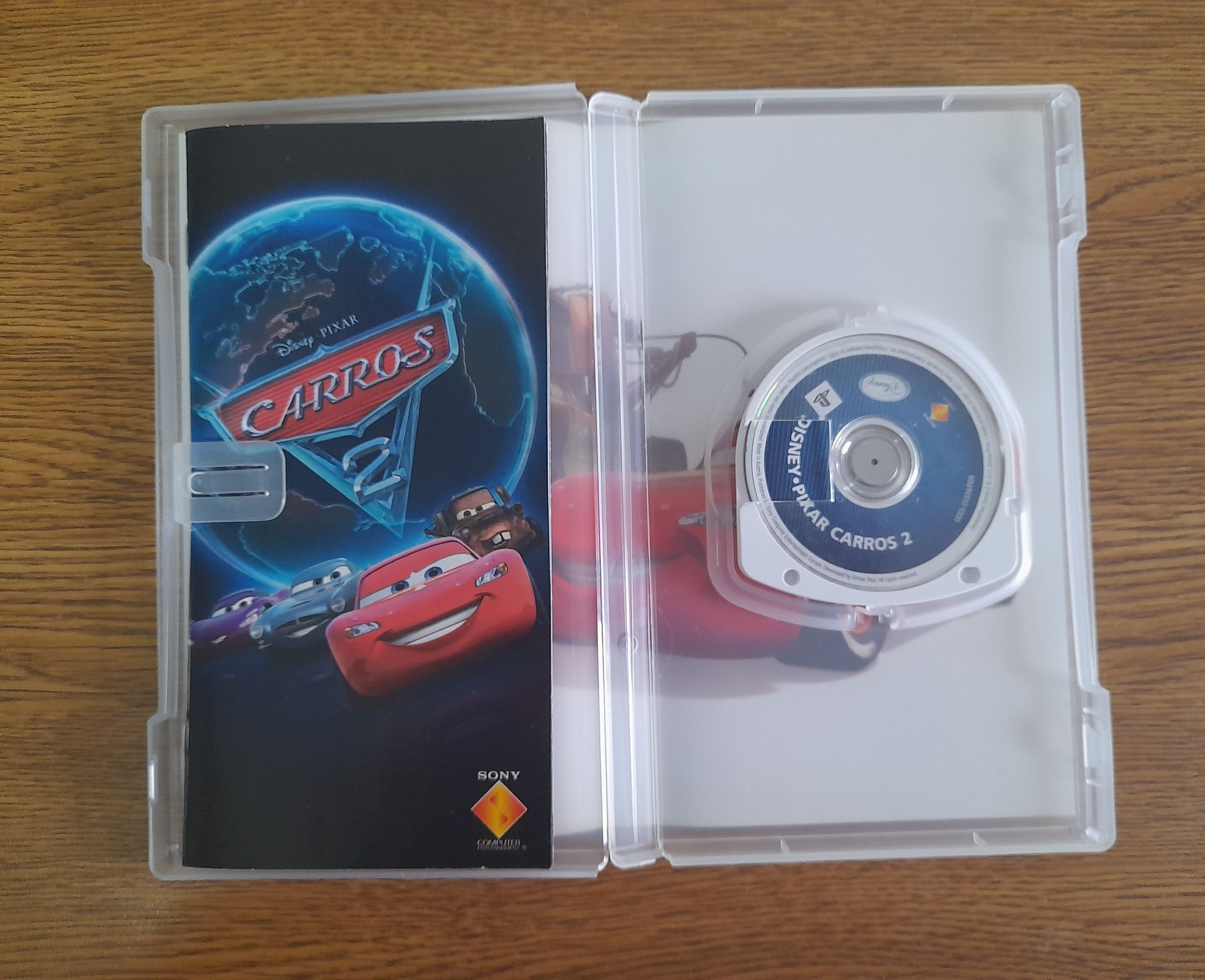 Jogo PSP Disney Pixar Carros 2,Usado