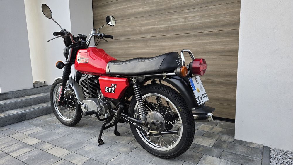 Motocykl Mz etz 250 z 1988 roku - vape, bing 84 "OPIS"