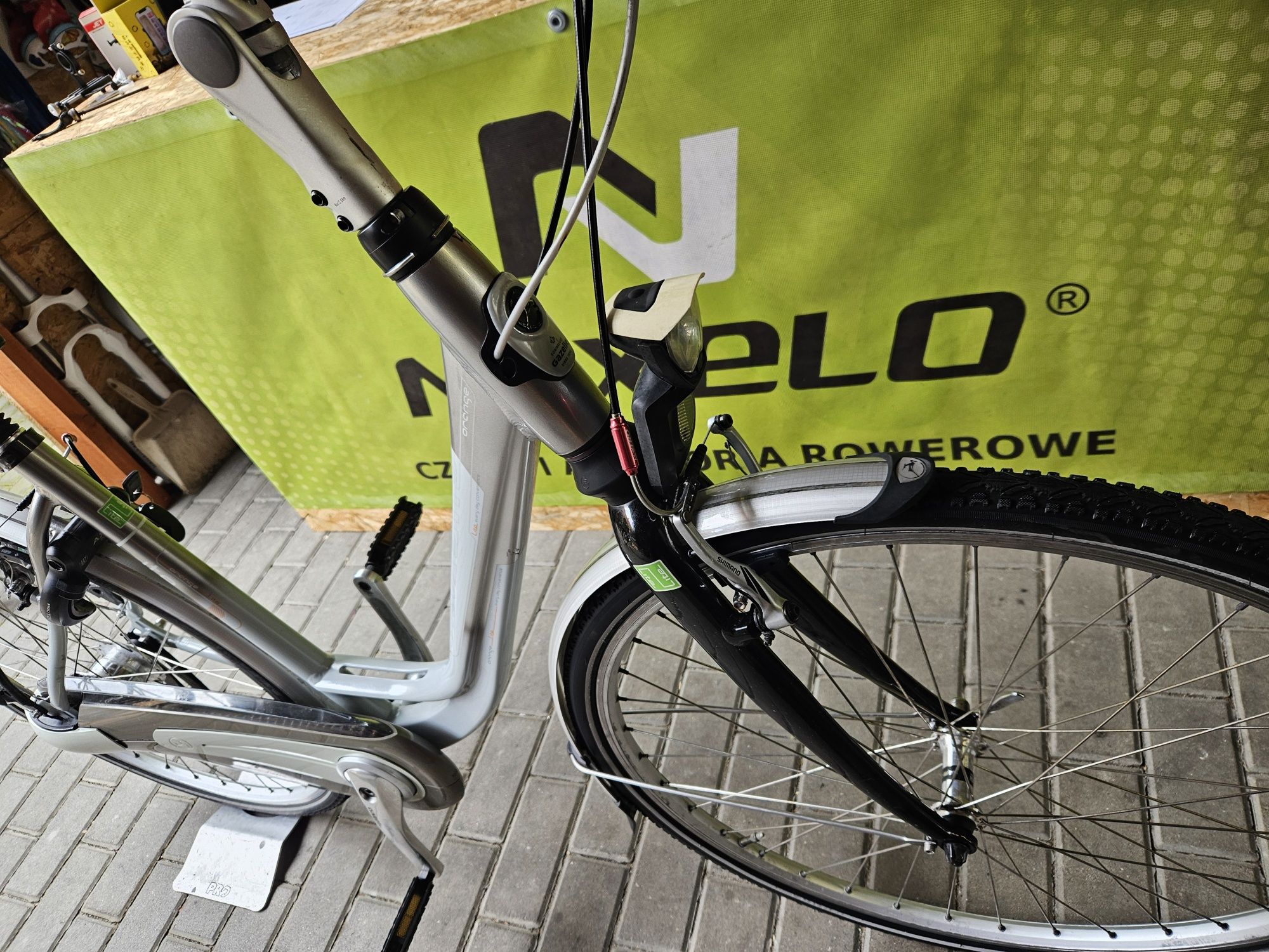 GAZELLE ORANGE używany rower damski holenderski NEXUS 7 koła 28