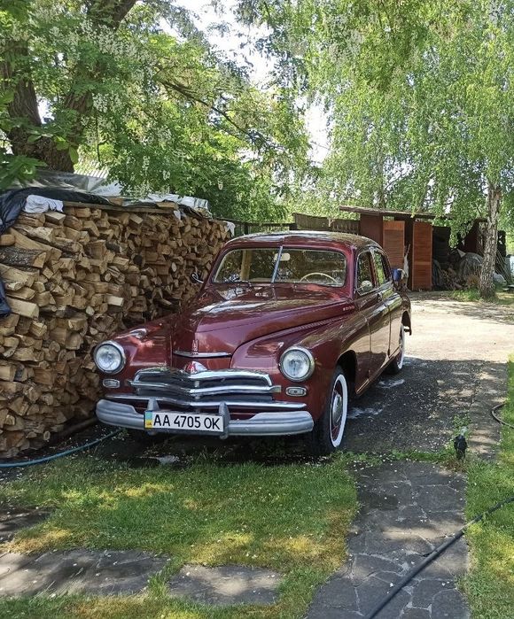 Ретро автомобіль