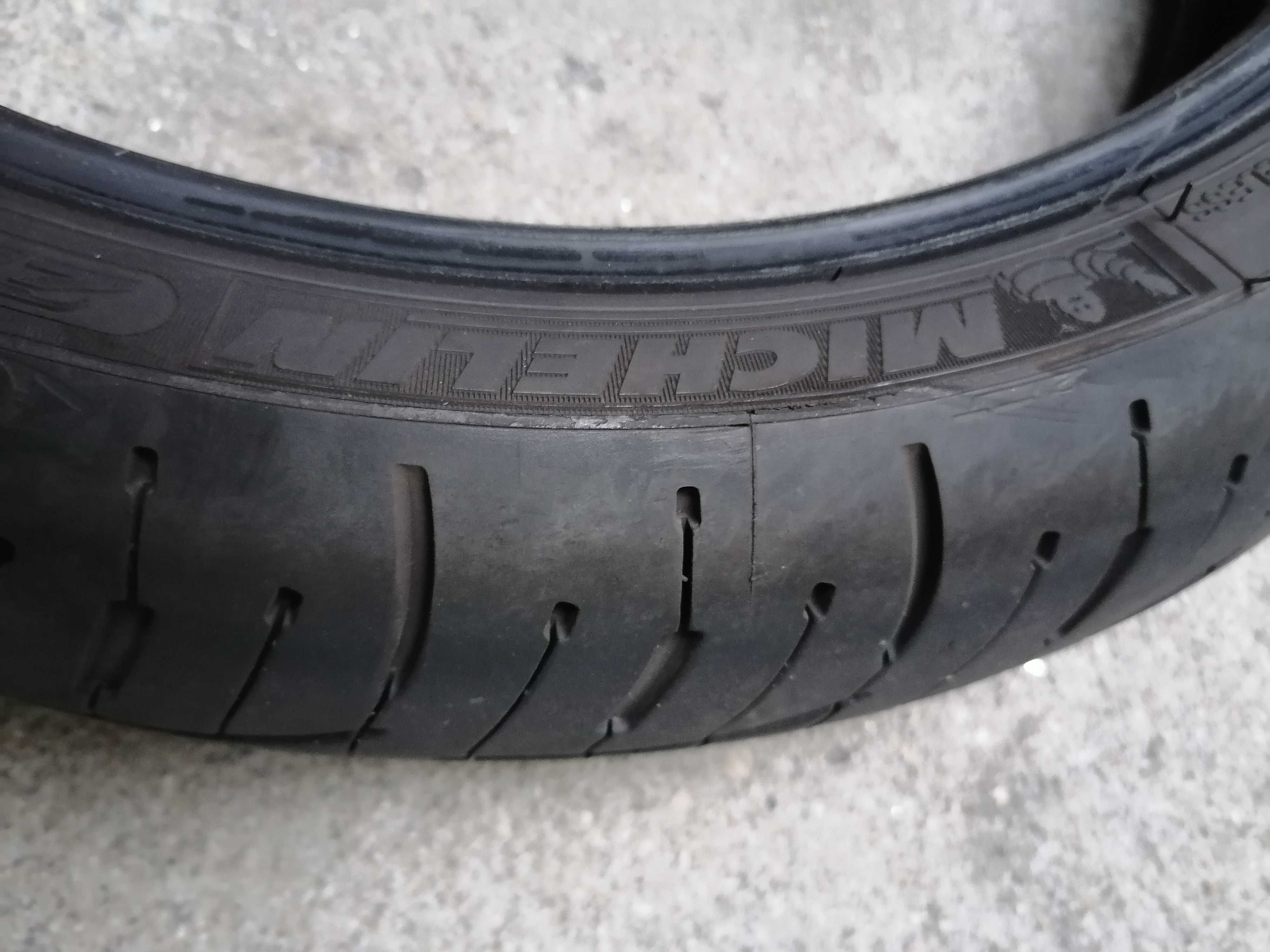 pneu michelin pilot road 4 120 /70  R17