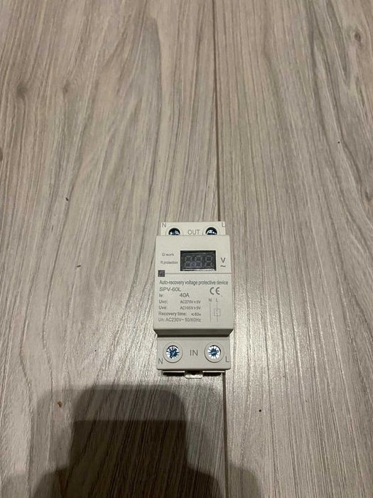 Ogranicznik przepięć na szynie DIN 230V 40A