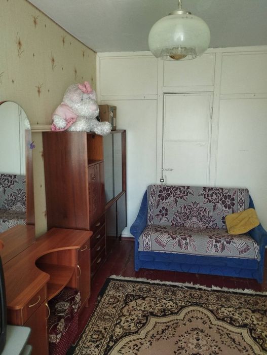 Сдаю 2к/кв Авангардная 5/5  мебель,техника 4500