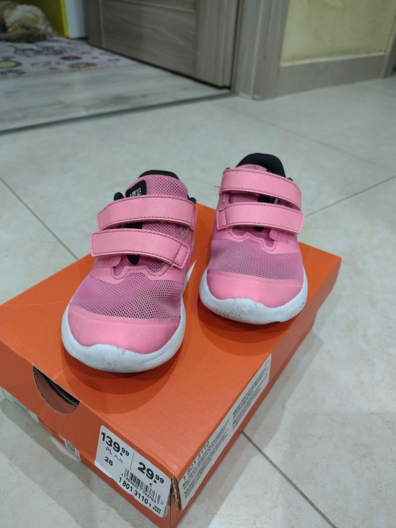 Adidasy Nike dziewczęce 26