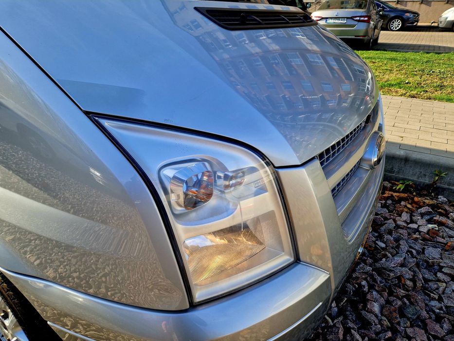 Автомобіль в гарному стані.