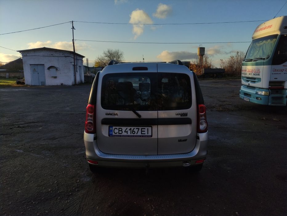 Dacia Logan MCV 1.6 (газ/бензин), 2009 рік
