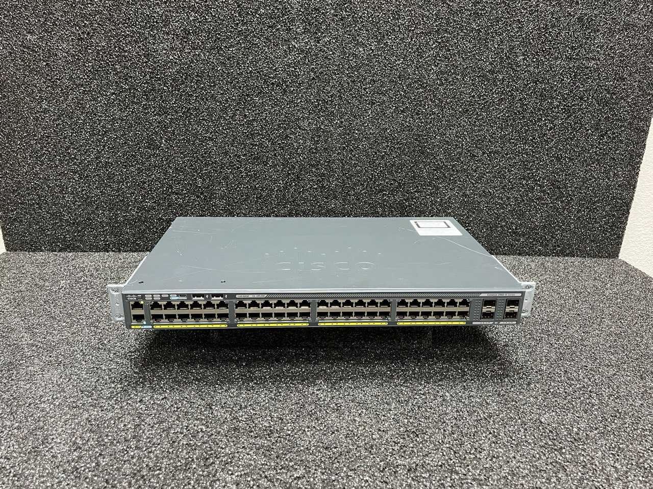 Комутатори Cisco WS-C2960X-24TS-L / WS-C2960X-48TS-L