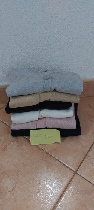 Vende-se casacos pequenos