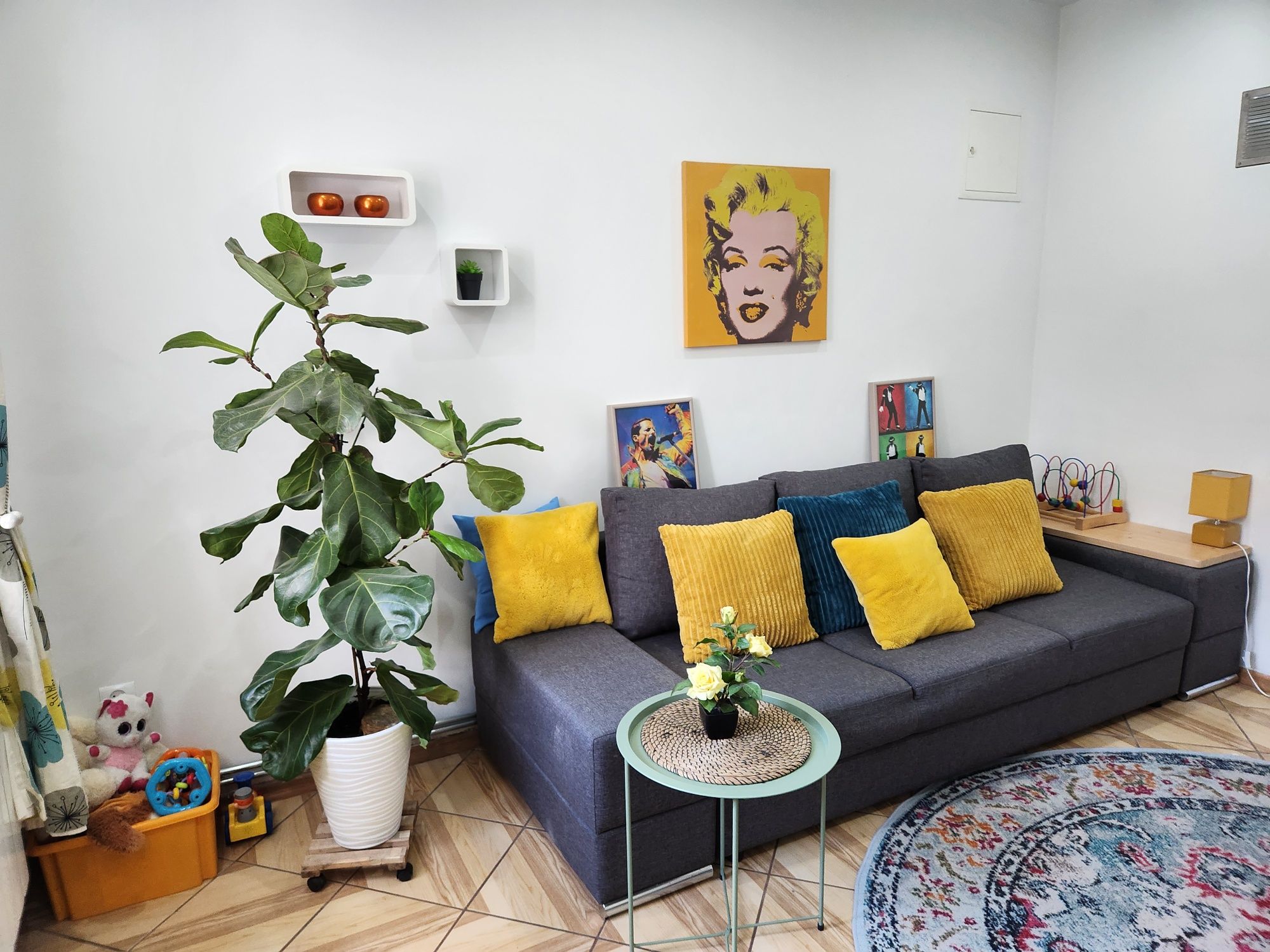 Piękna duza sofa rozkładana masywna porządna ciężka ponad 230 cm  dl