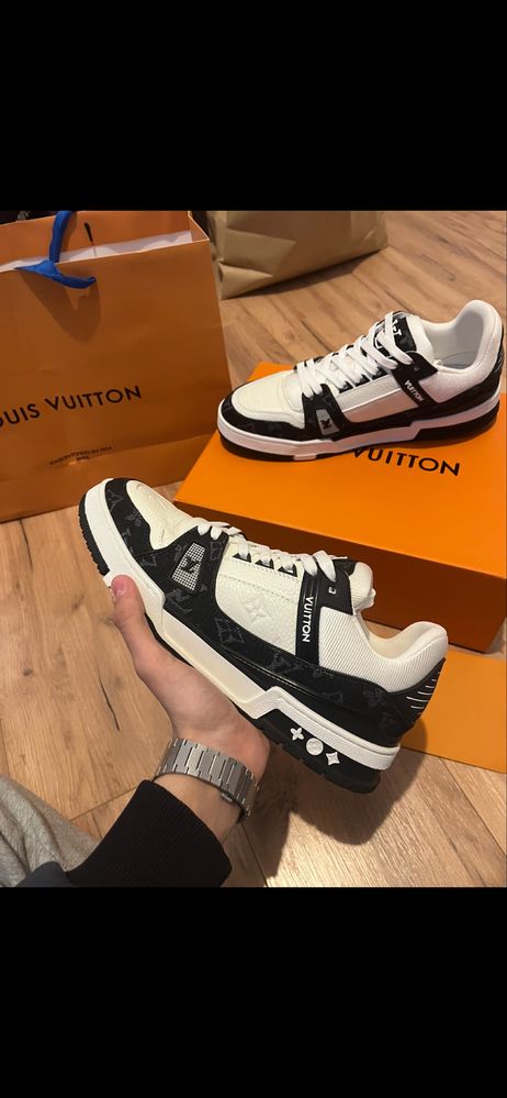 Louis Vitton trainer batch foshan