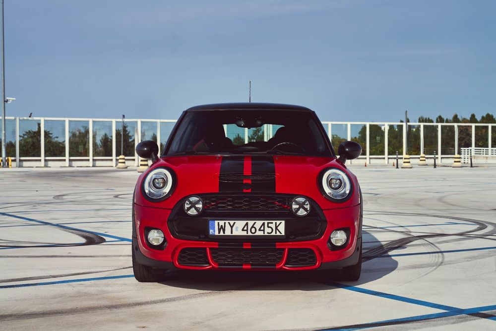 MINI Cooper S Pakiet stylistyczny JCW Pierwsza rejestracja 07.2017 Salon Polska