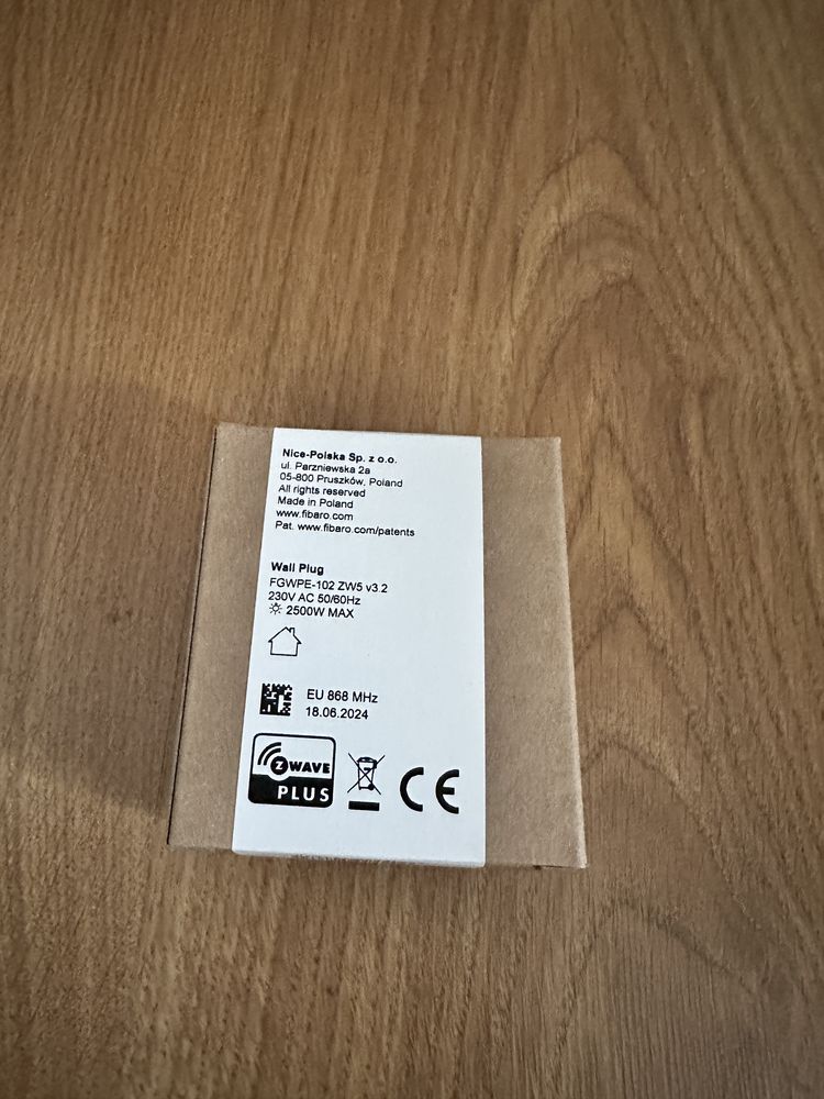 Gniazda Fibaro Wall Plug FGWPE-102 Z-Wave, NOWE