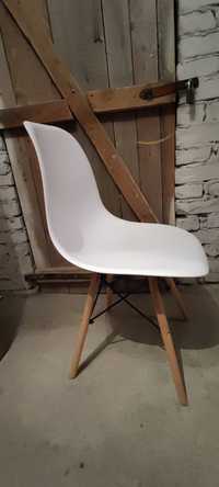 Krzesło białe odlewane komplet 4szt.