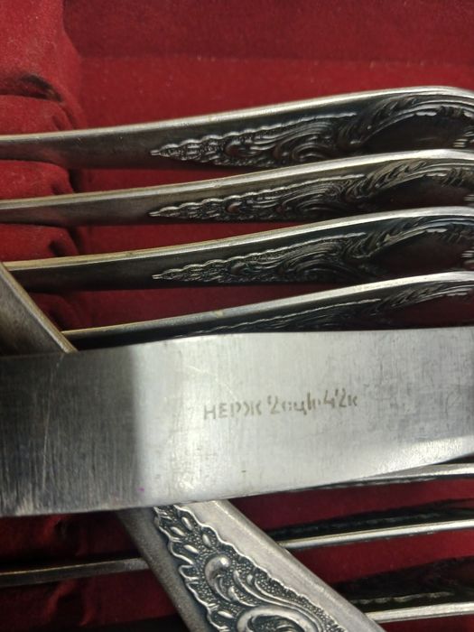 Мельхиор столові прибори ножі вилки ложки зід ссср