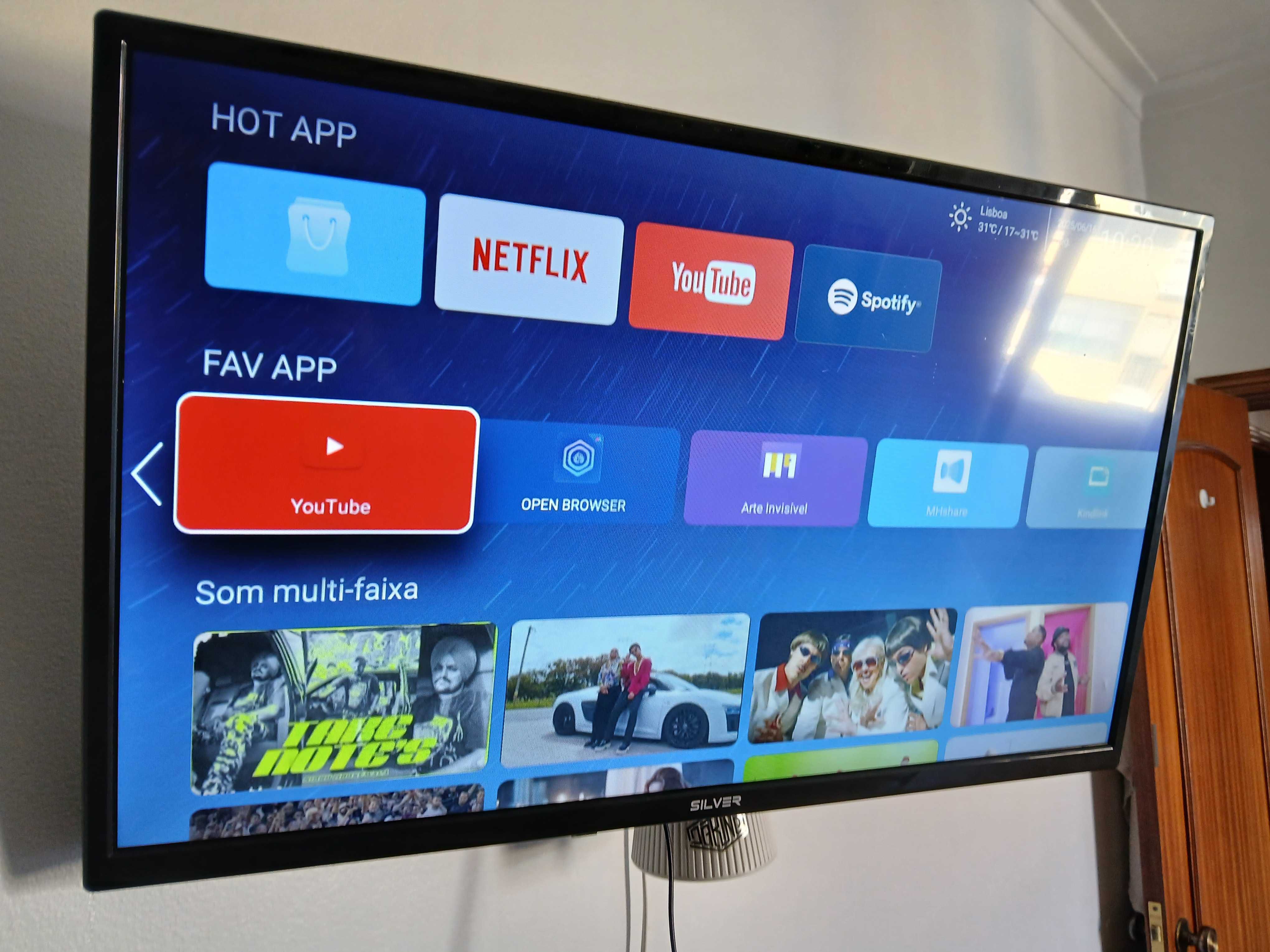TV SILVER HD (LED - 32'' - 81cm]