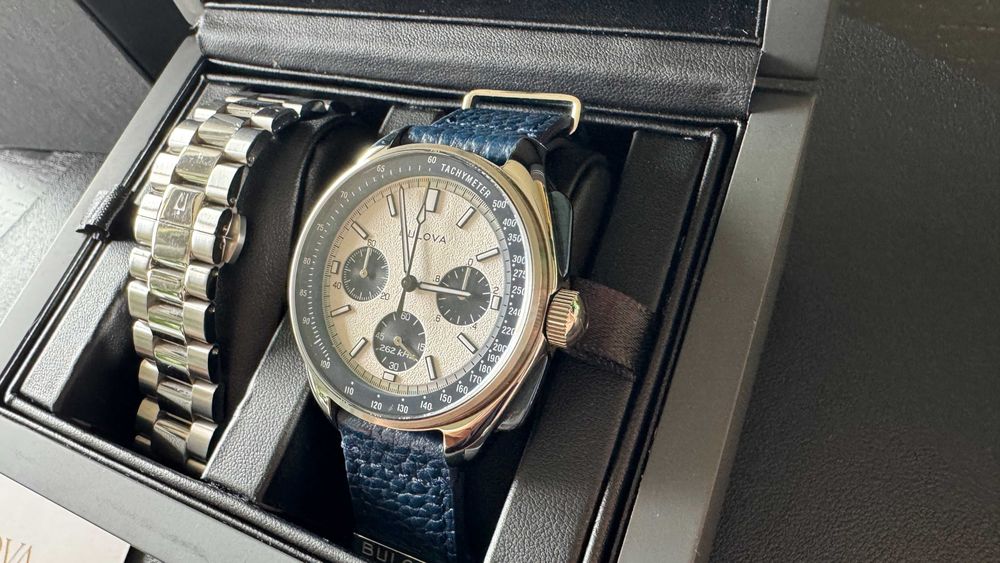 Zegarek Bulova Lunar Pilot 98K112 – Chrono, Panda , 2 paski, Jak NOWY