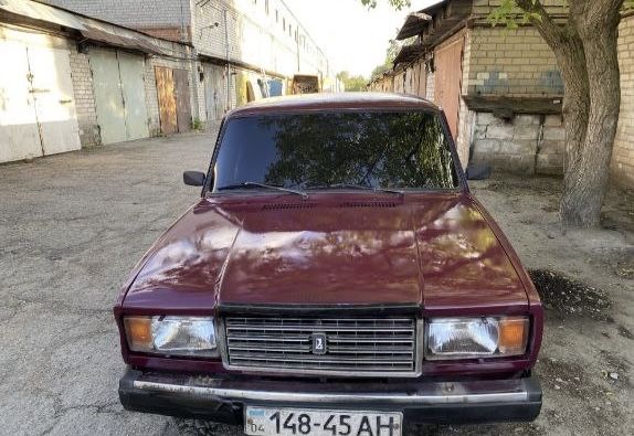 Продам ваз 2107 на повному ходу